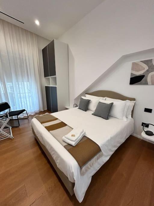 Loft Metro Mergellina - Posizione Strategica Per Visitare Napoli Apartamento Exterior foto